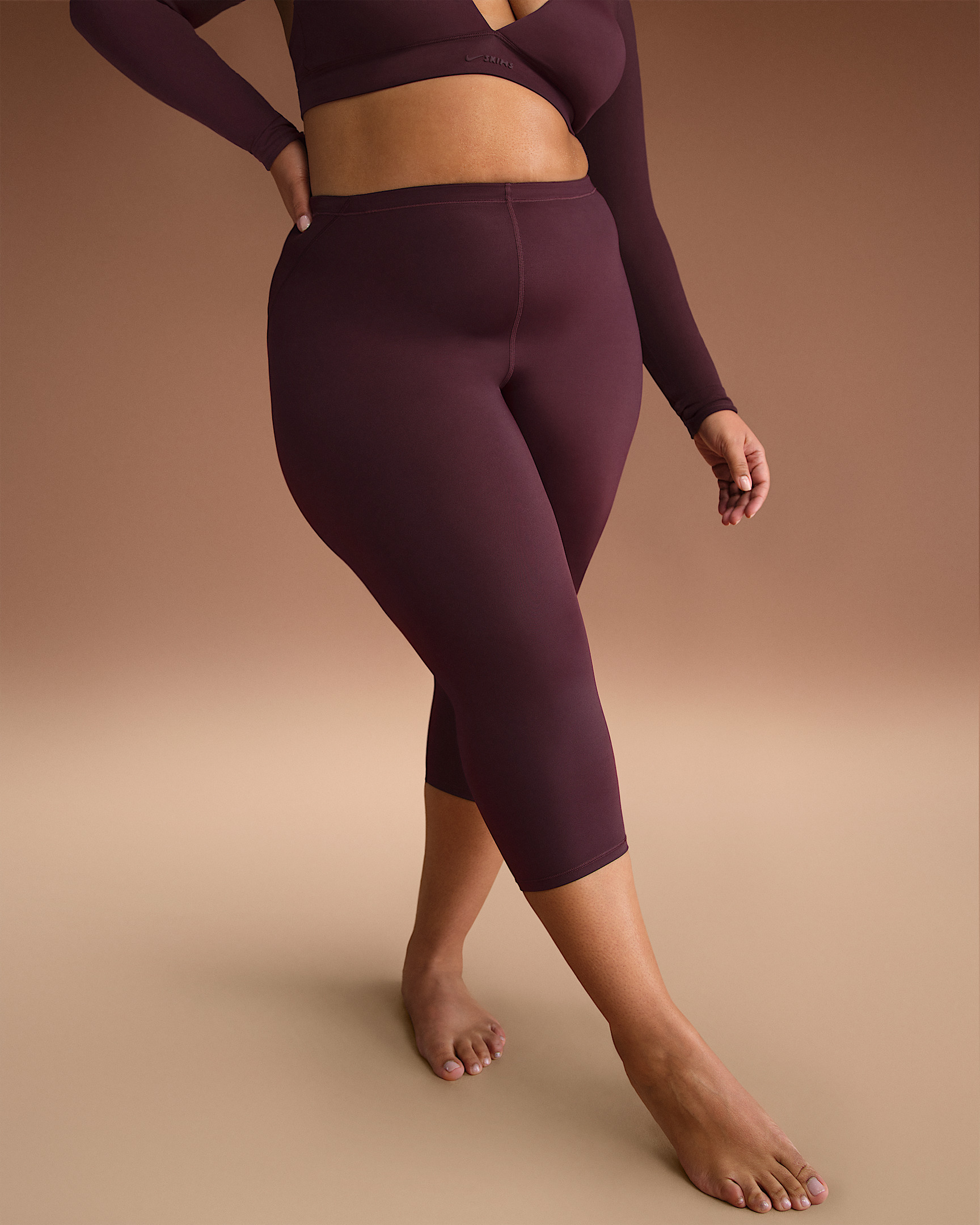 NikeSKIMS Shine Women's High-Waisted 17" Leggings with Drawcord - 7
