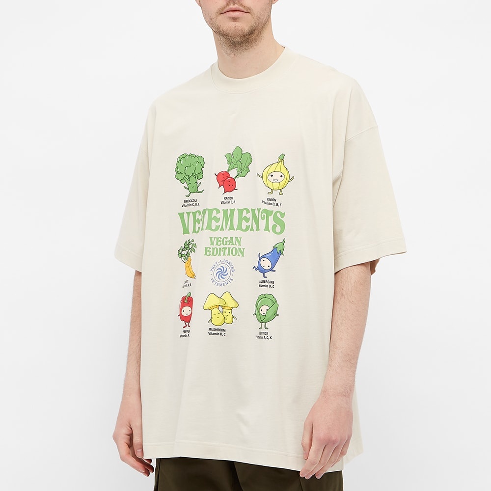 VETEMENTS Vegan Logo Oversized Tee - 4