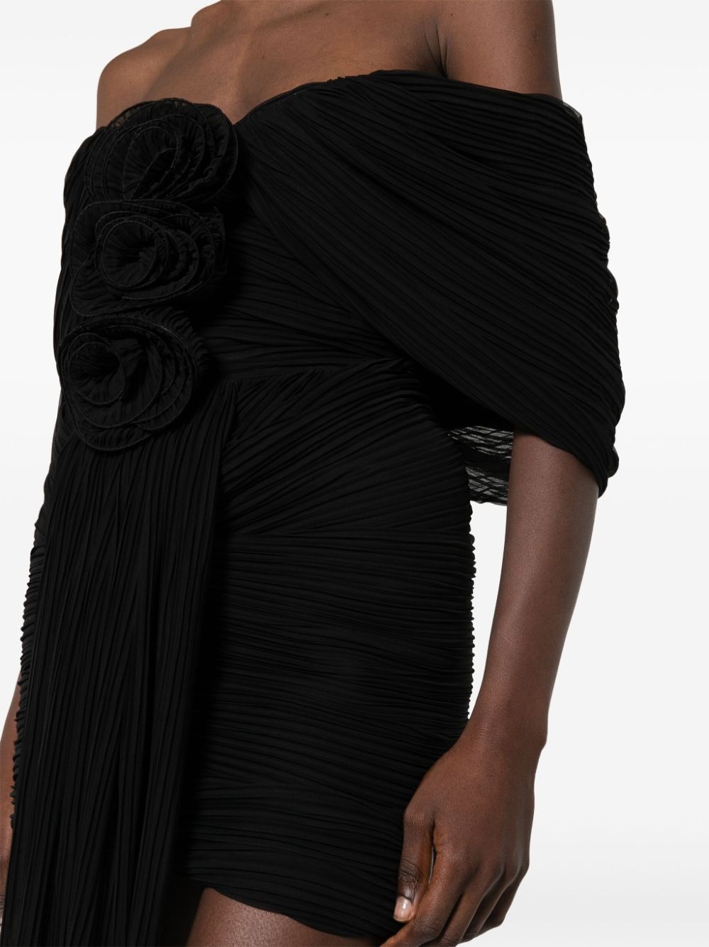 off-shoulder plissÃ© mini dress - 5