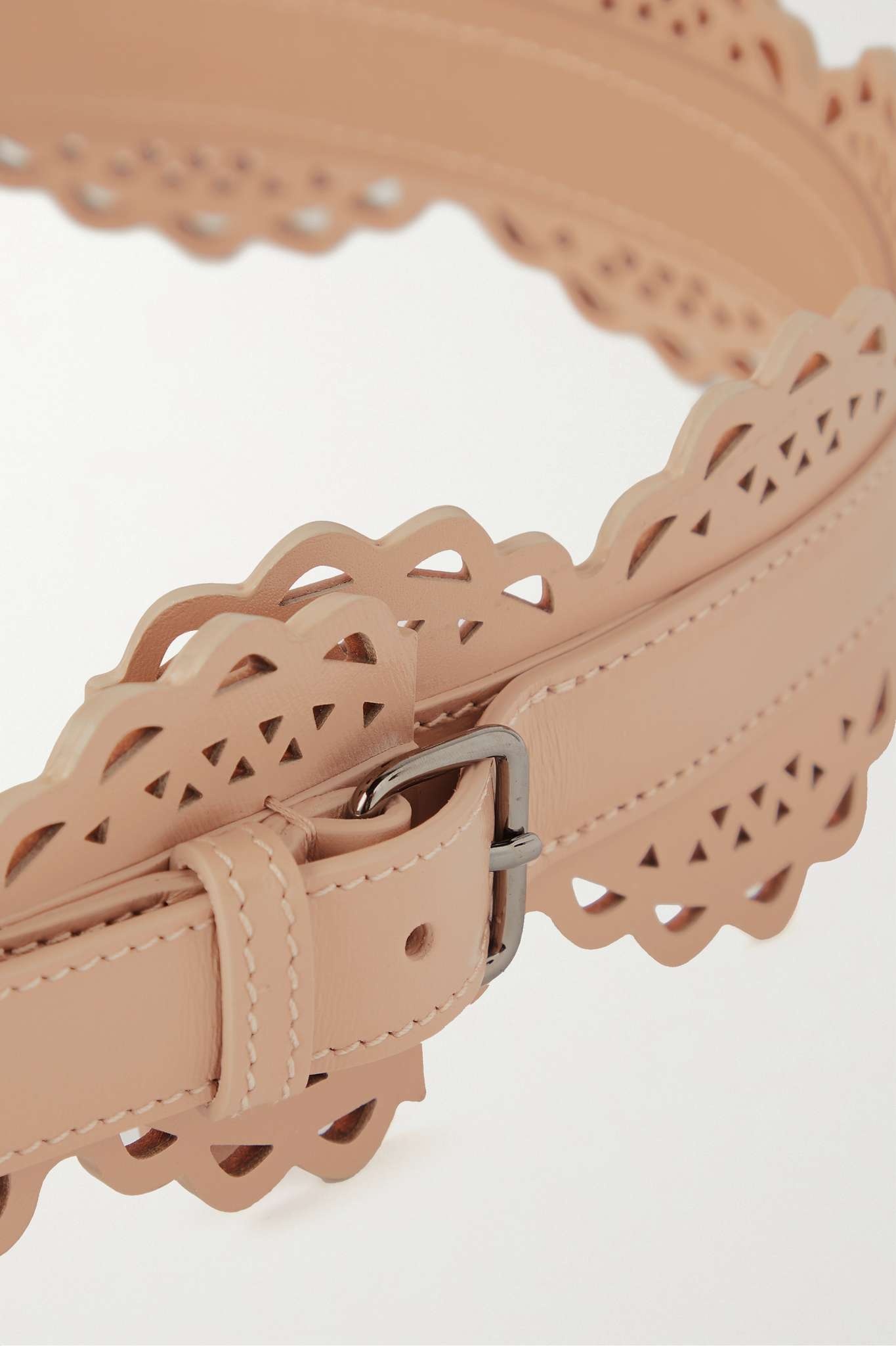 【Alaia】 Laser-cutレザーベルト Laser-cut leather belt in black - Alaia | Mytheresa