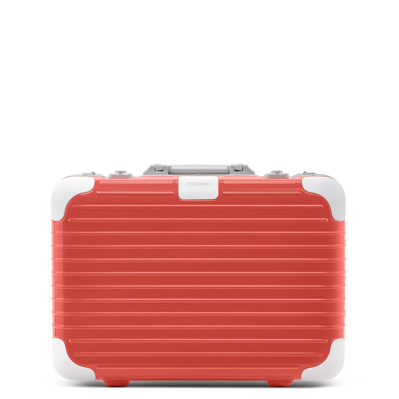 Holiday Hand-Carry Case 1