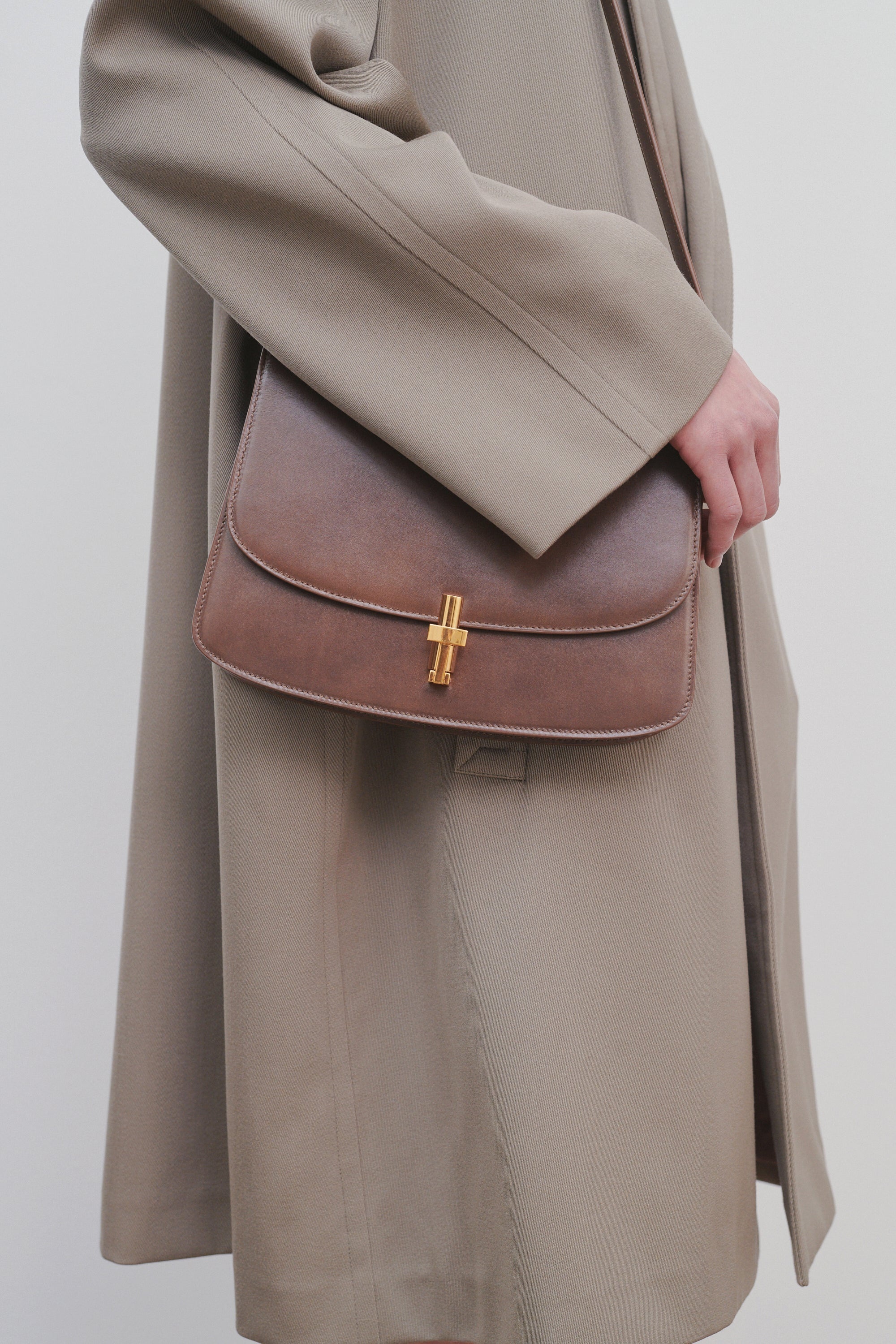 Sofia 10 Crossbody in Leather - 5