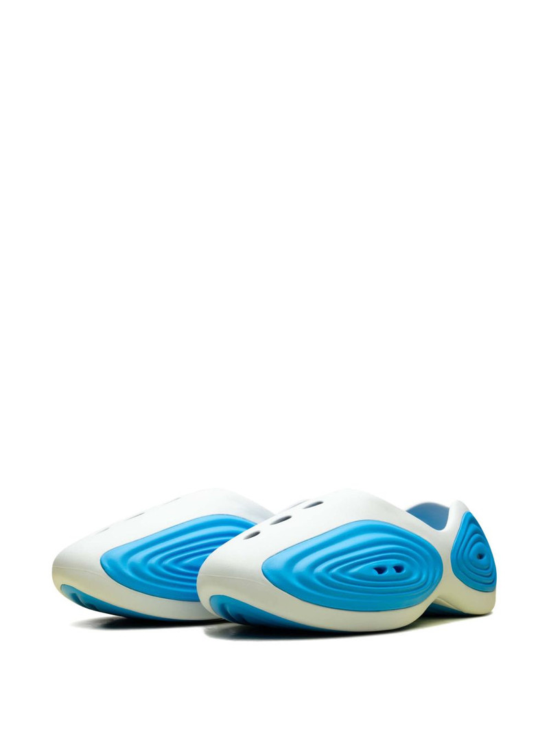 crocs ripple clogs outlook