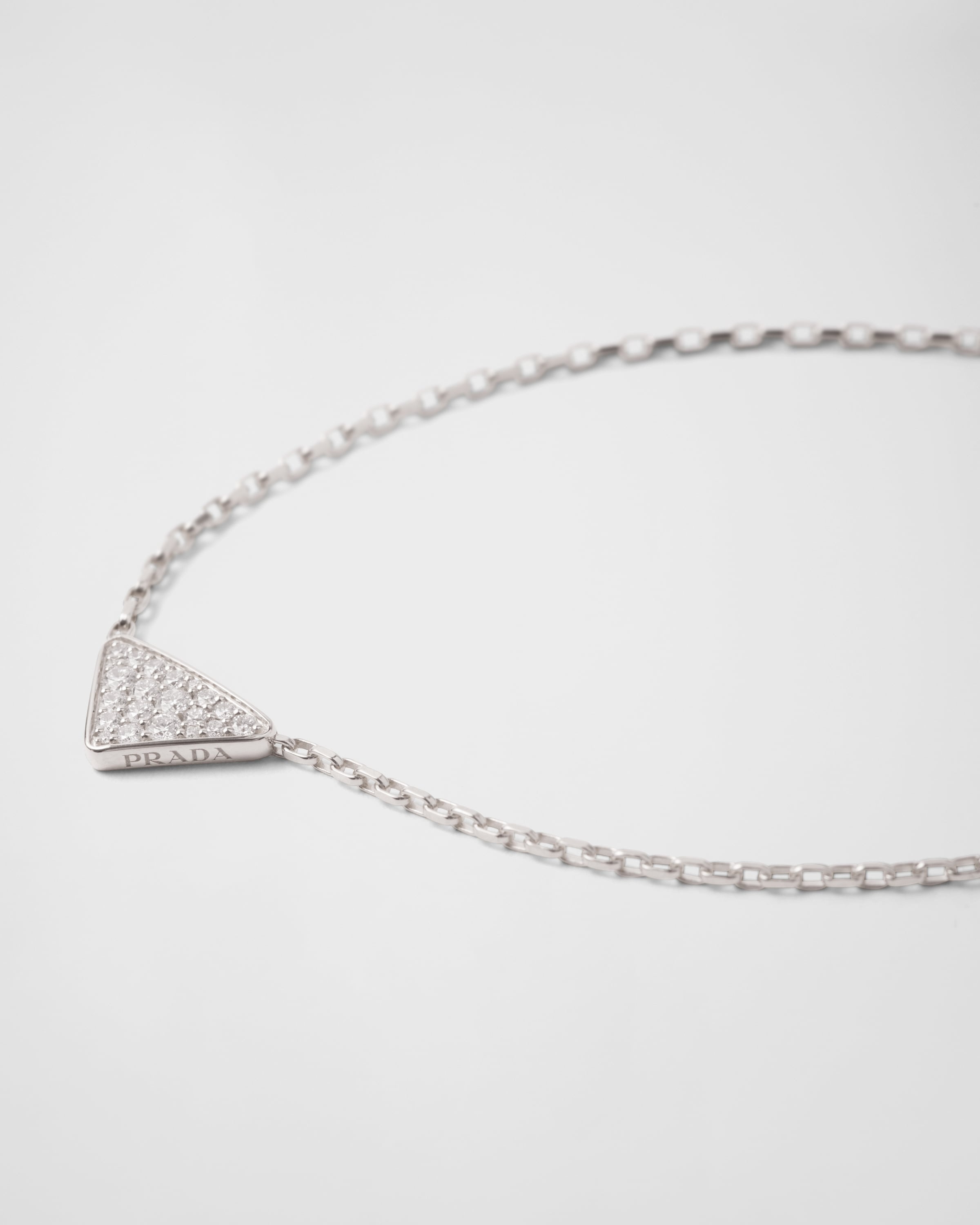 Eternal Gold micro triangle pendant necklace in white gold and diamonds - 2