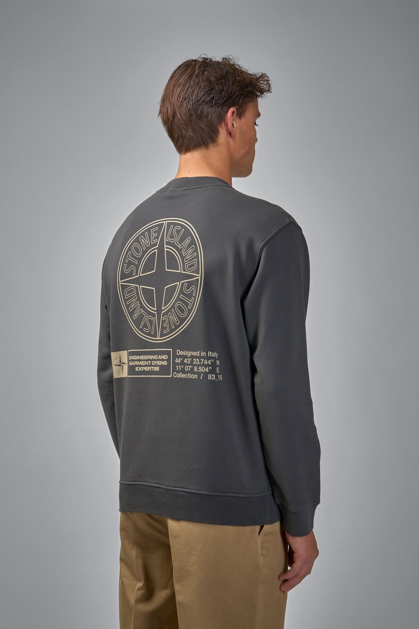 Hooded Sweatshirt with Pouch Pocket - 4