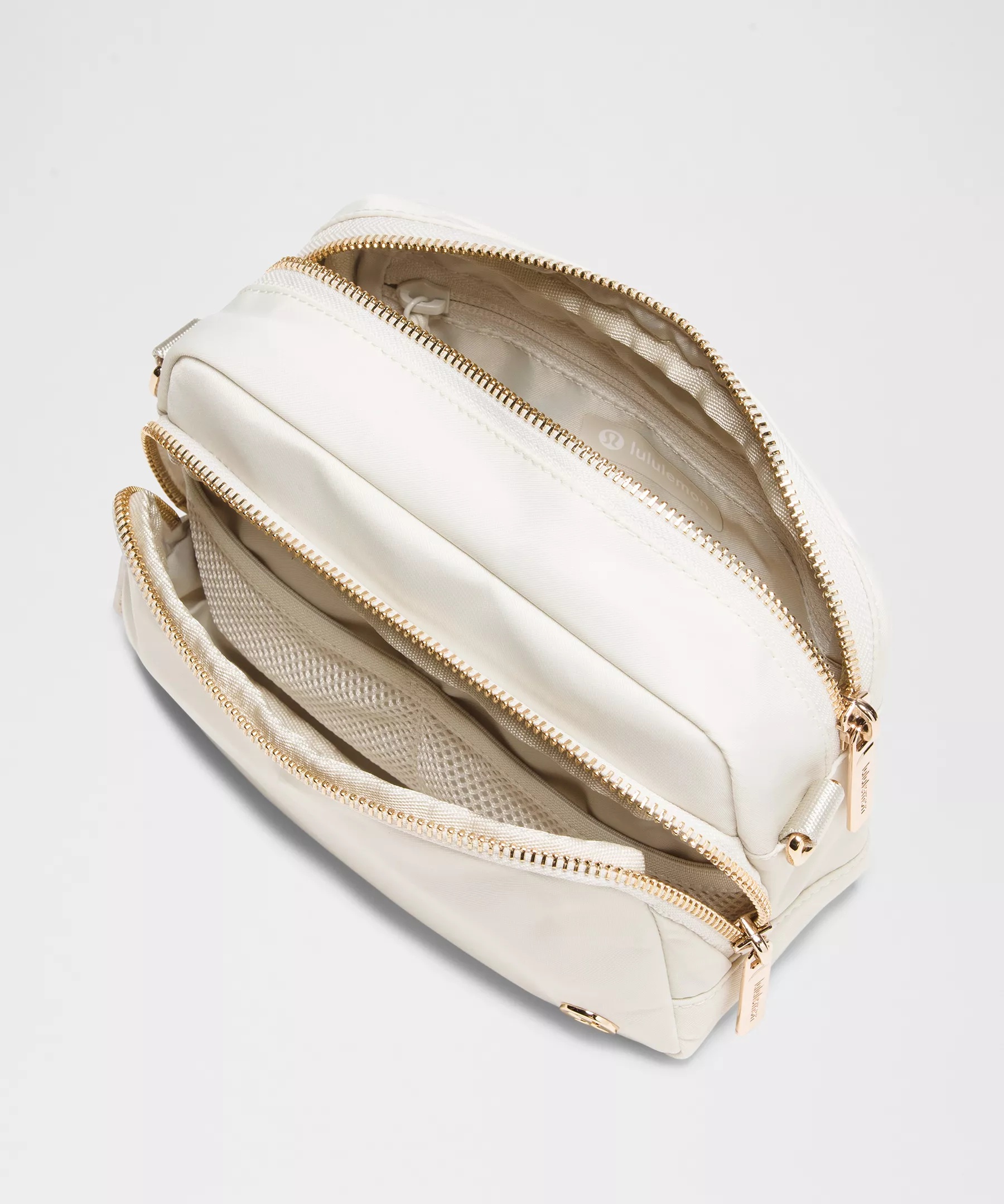 Everywhere Crossbody Bag 2L *Metal Hardware - 4