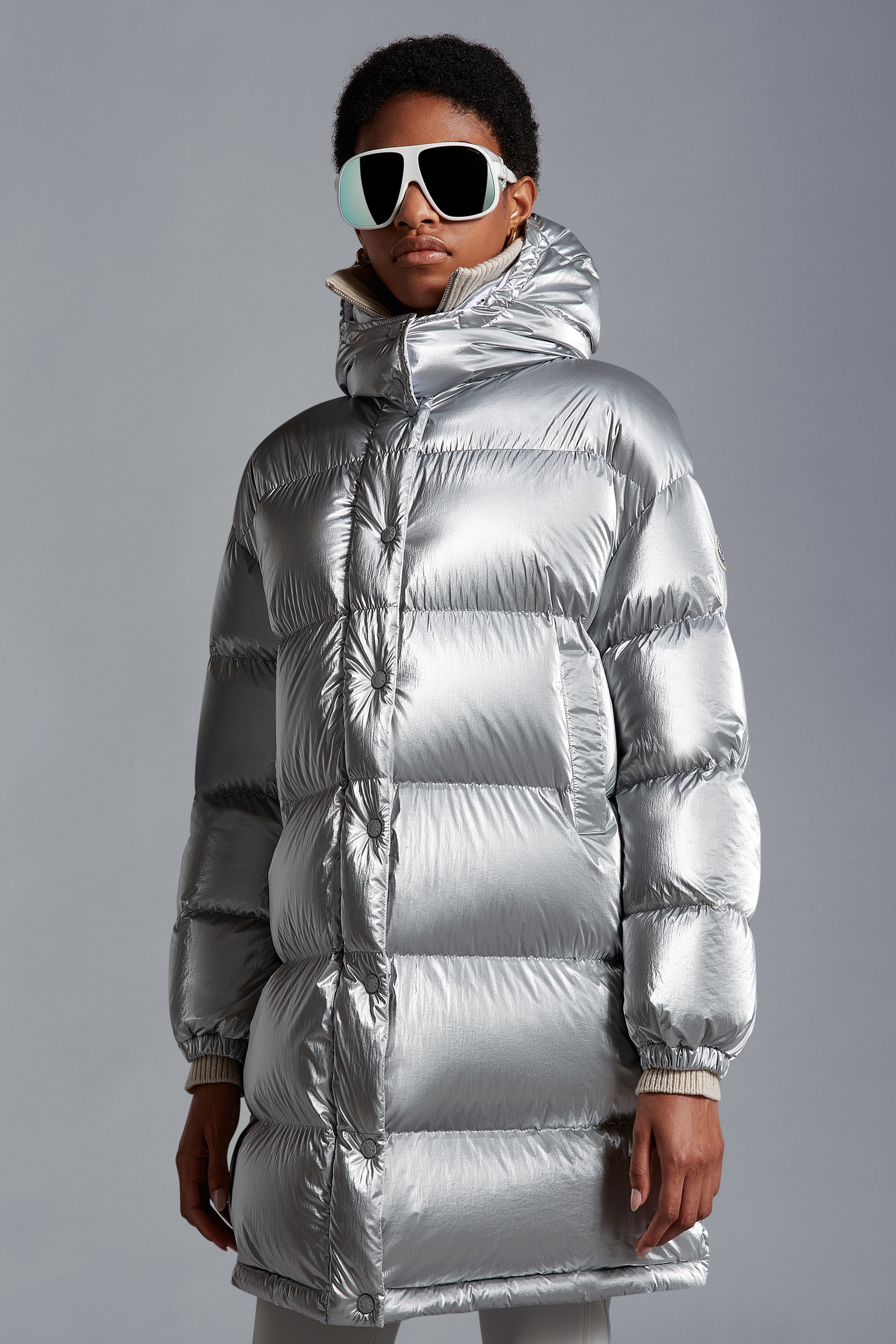 ダウンジャケット・コート MONCLER | Silver unexpected iridescent nylon Long Down Moncler Gaou Long Down Jacket | REVERSIBLE