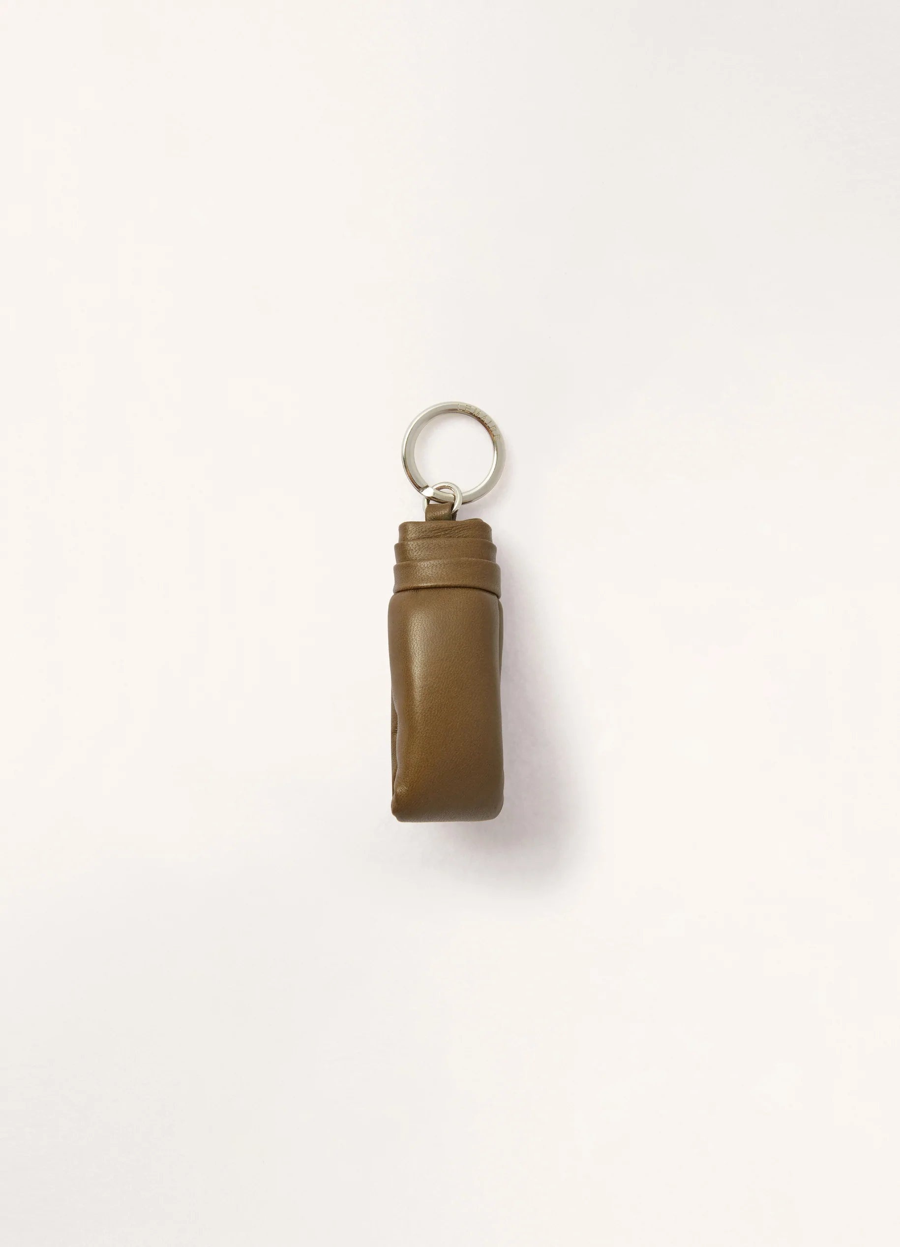 WADDED KEY HOLDER
SOFT NAPPA LEAT - 1