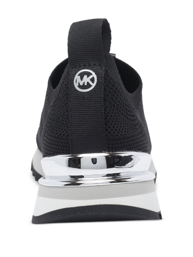 slip-on sneakers 4