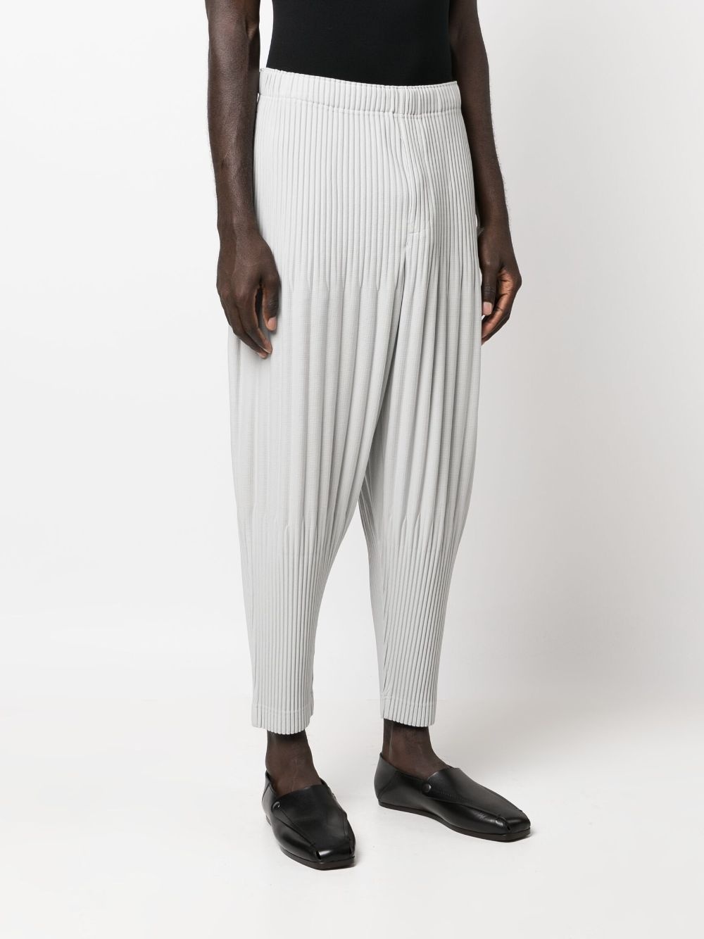 fully-pleated drop-crotch trousers - 4