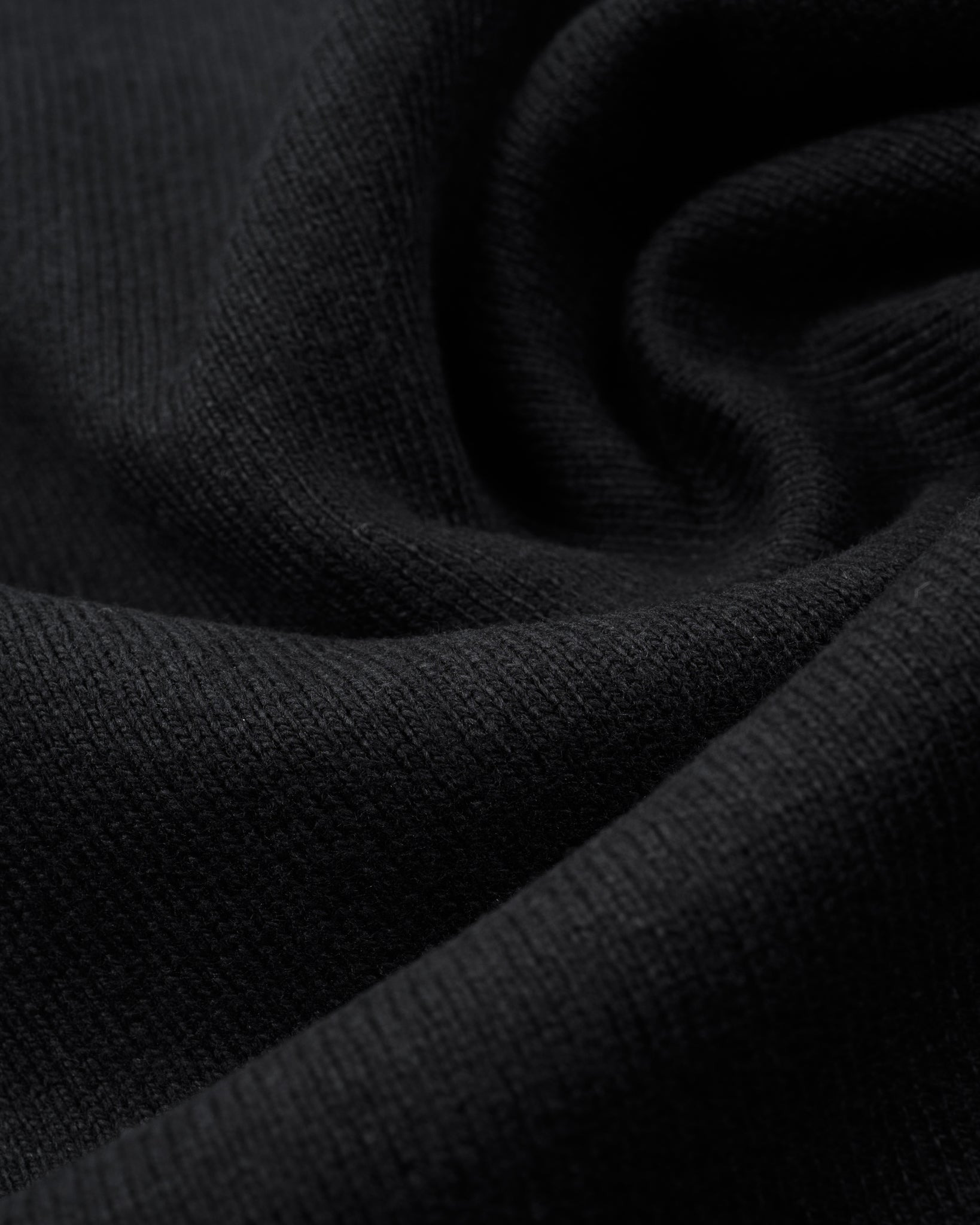 IHTL-1501-BLK 11oz Cotton Knit Long Sleeved Crew Neck Sweater - Black - 10
