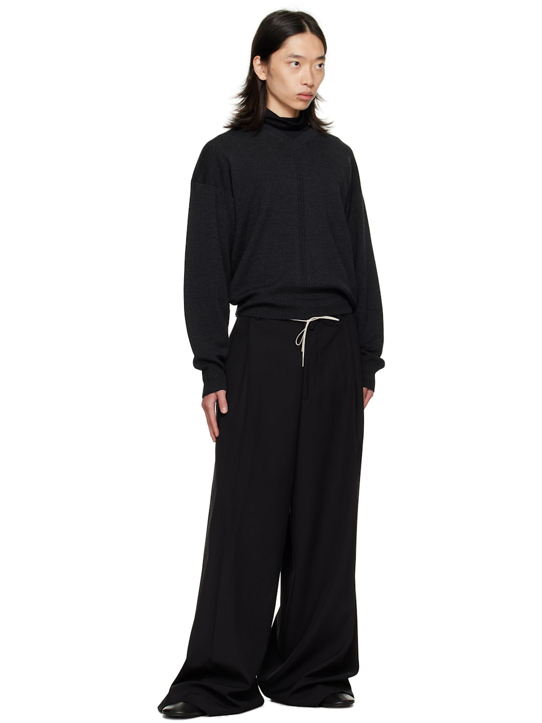 Black Wide Pleated Trousers - 4