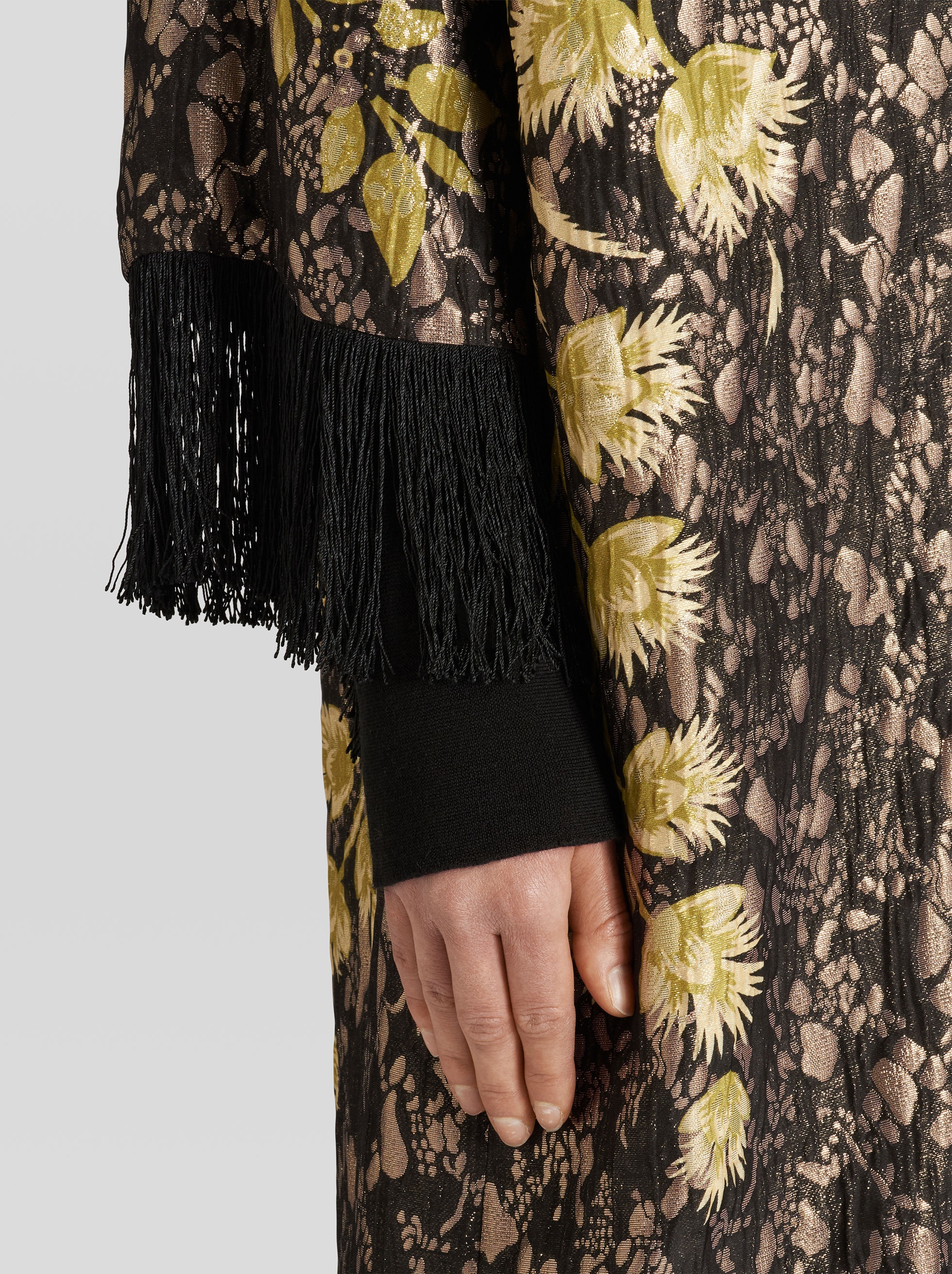LONG PONCHO WITH FLORAL PRINT - 2