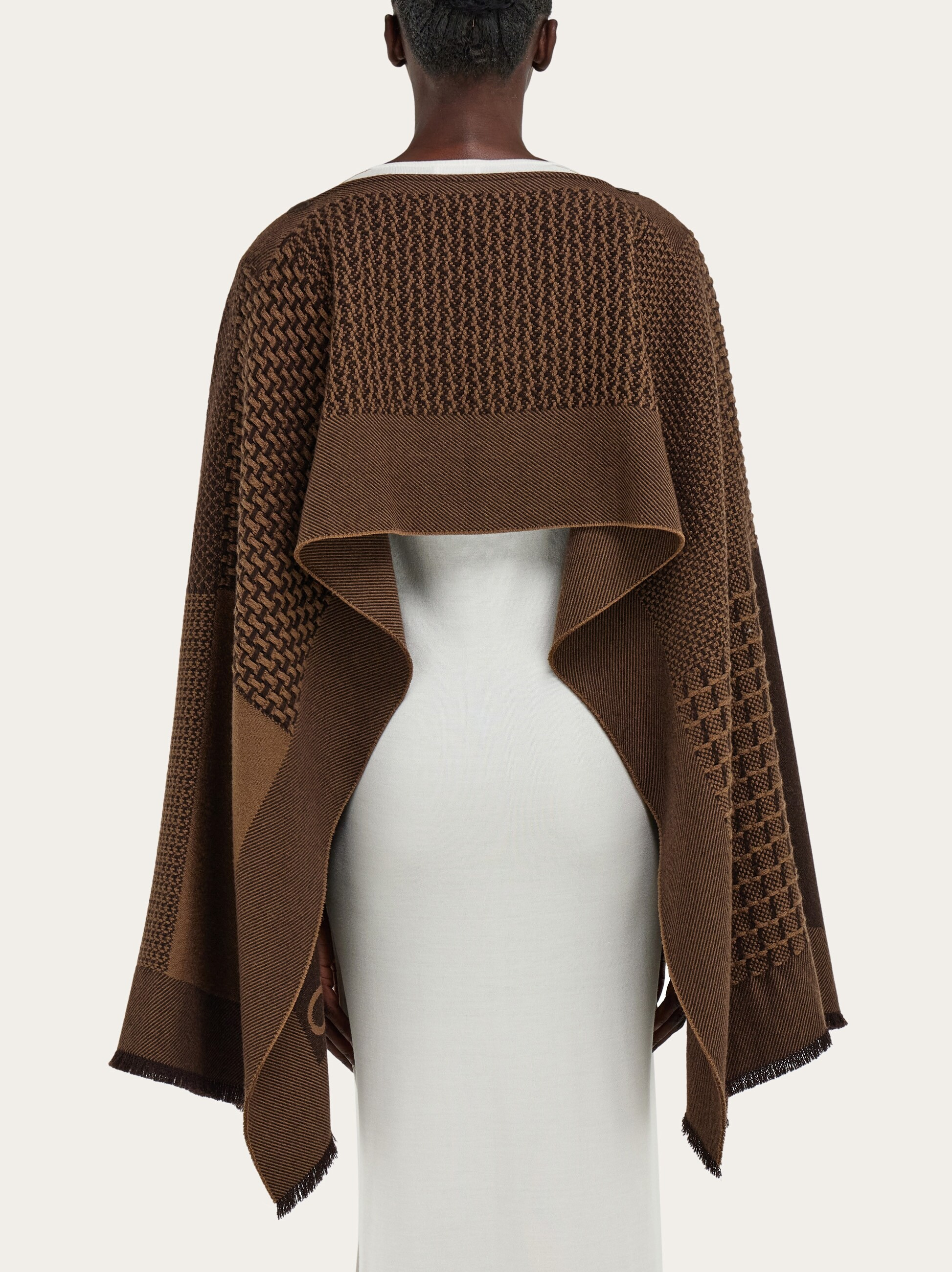 Jacquard cape - 5