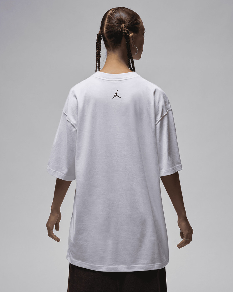 Jordan Jordan Women's Oversized Graphic T-Shirt outlook