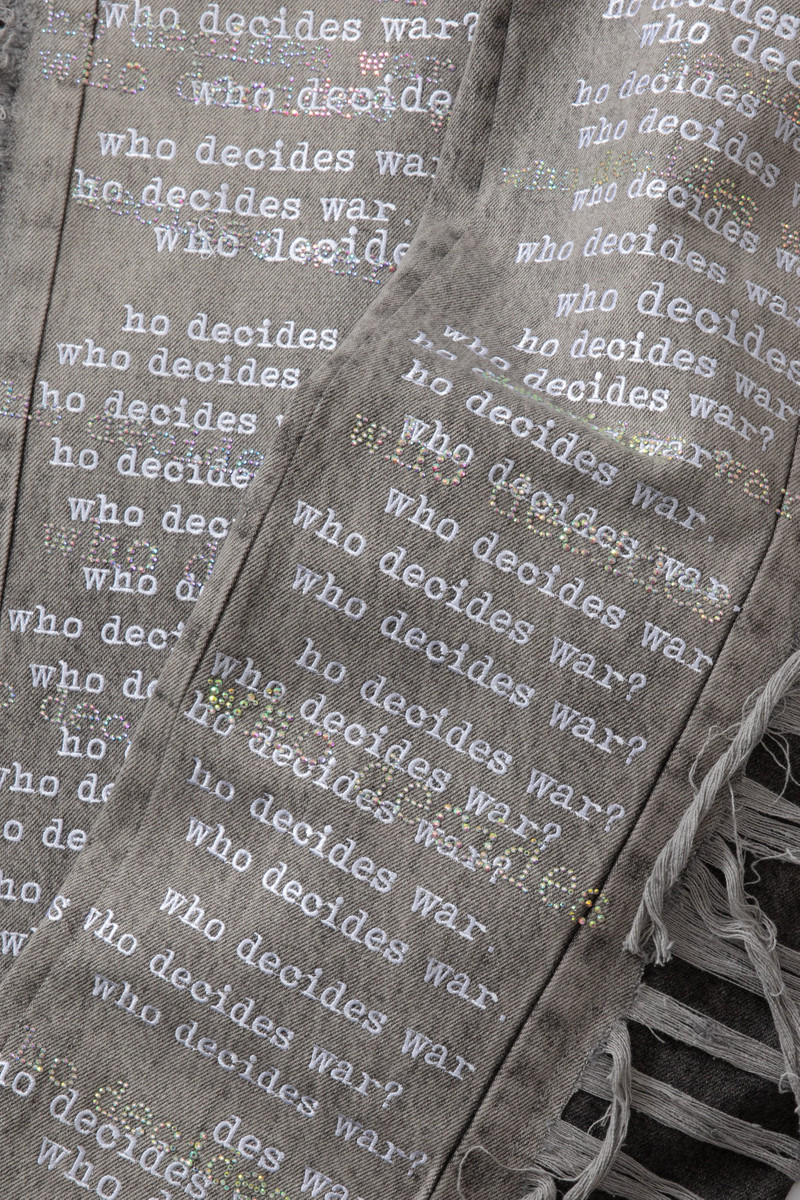 WHO DECIDES WAR ULTRA FLARE SCRIPTURE DENIM outlook