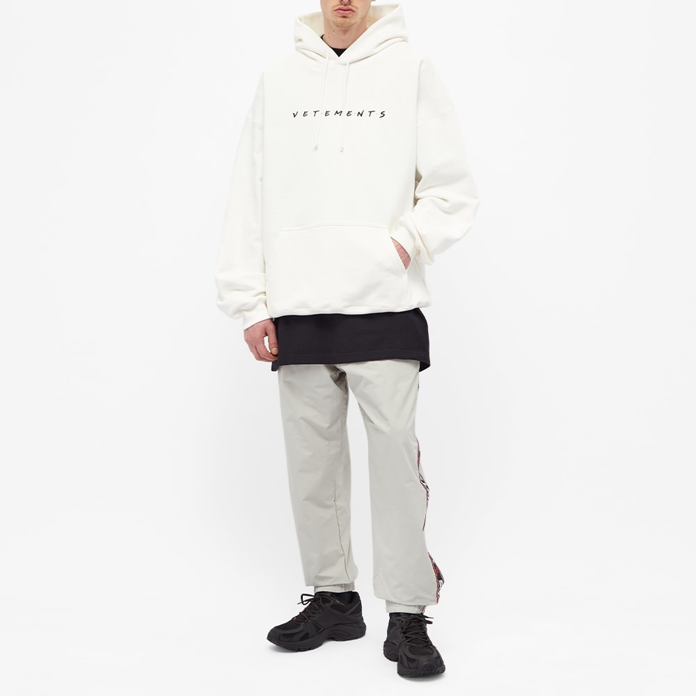 VETEMENTS Oversize Friendly Logo Hoody - 6