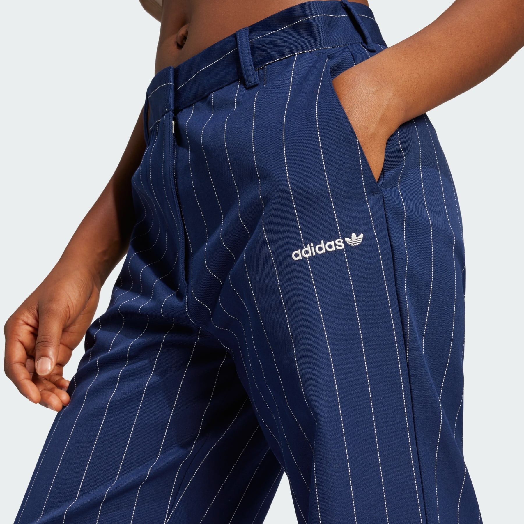 ★adidas★ストライプツイルパンツ Pinstripe Twill Loose Pants adidas】PINSTRIPE TWILL LOOSE PANTS ストライプ パンツ