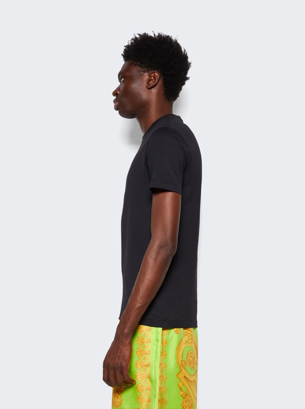 VERSACE Embroidered Medusa Logo T-shirt Black | thewebster