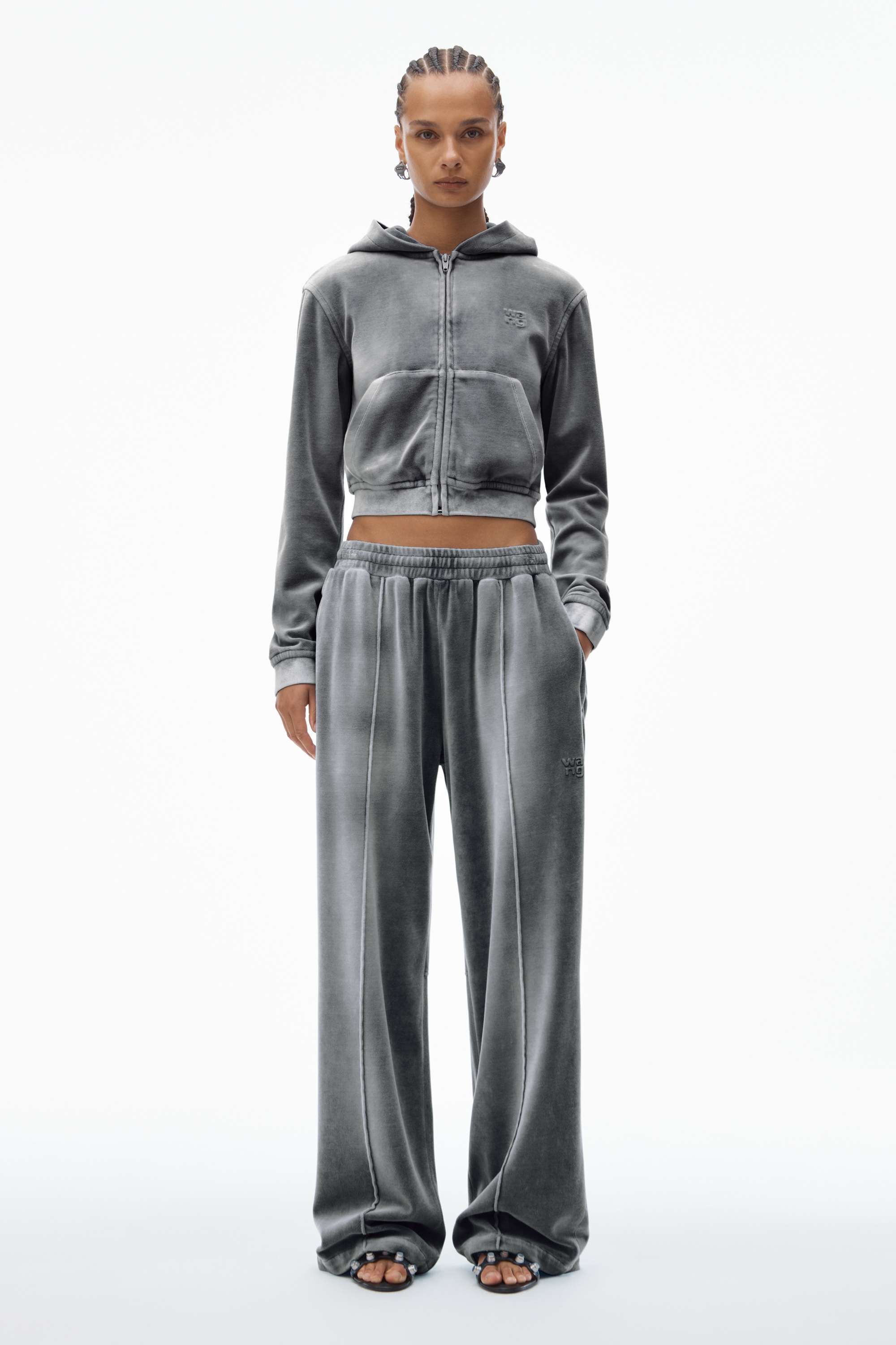 Trackpants in Crushed Velour - 7
