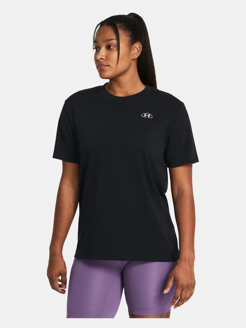 Under Armour Women's UA Heavyweight Embroidered Patch Boyfriend Oversized Short Sleeve outlook