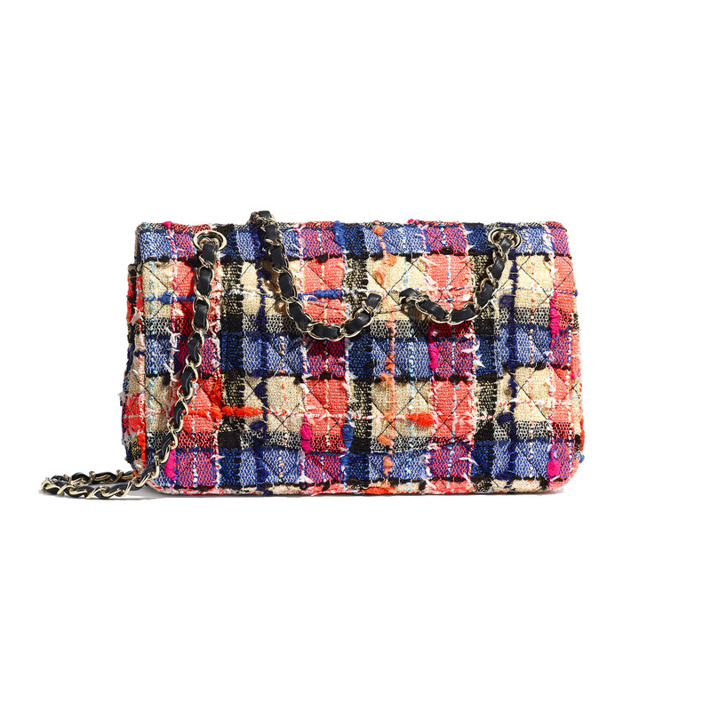 CHANEL Classic Handbag outlook