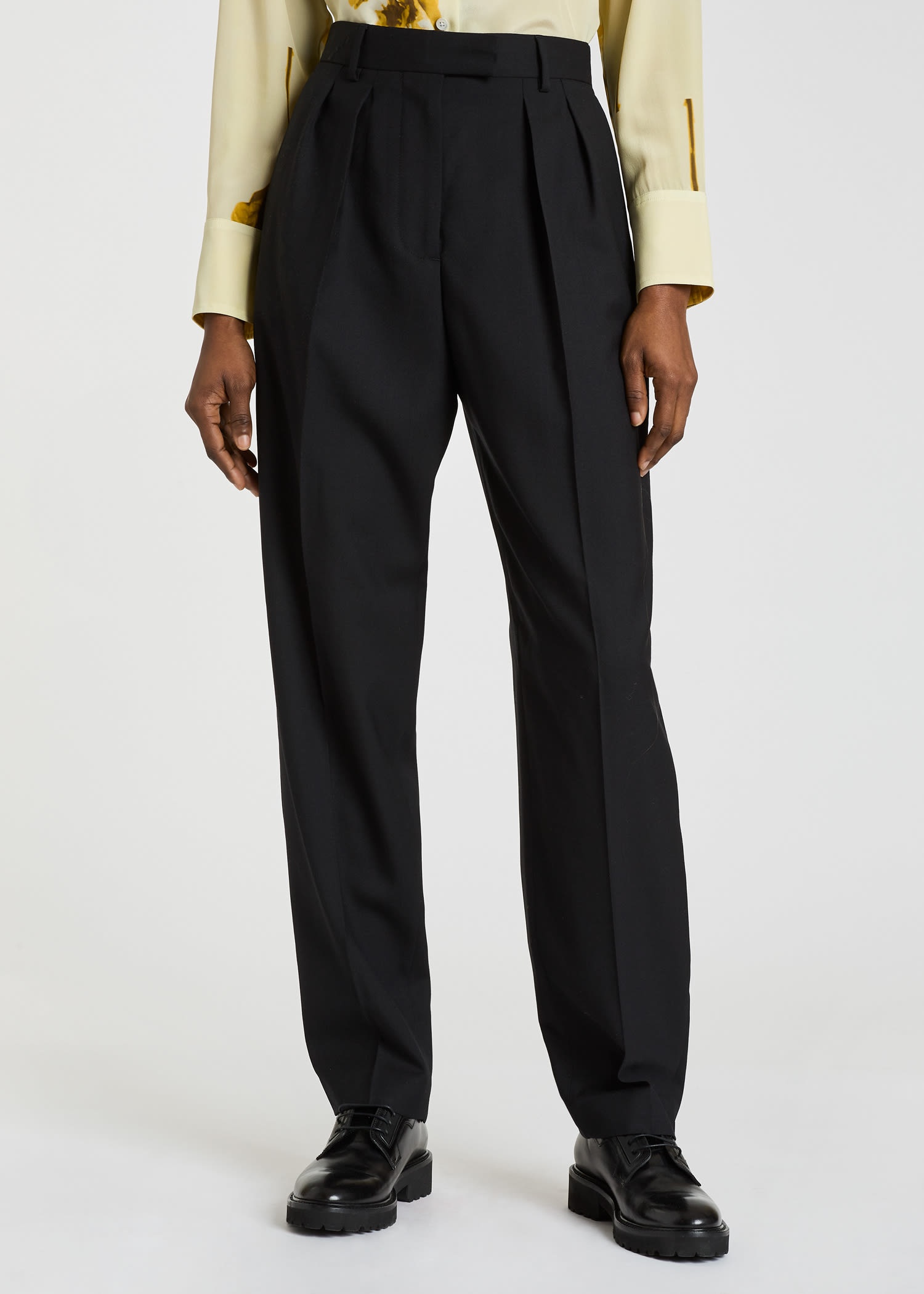 A Suit To Travel In -  Double-Pleat Wool Cropped Travel Pants - 4