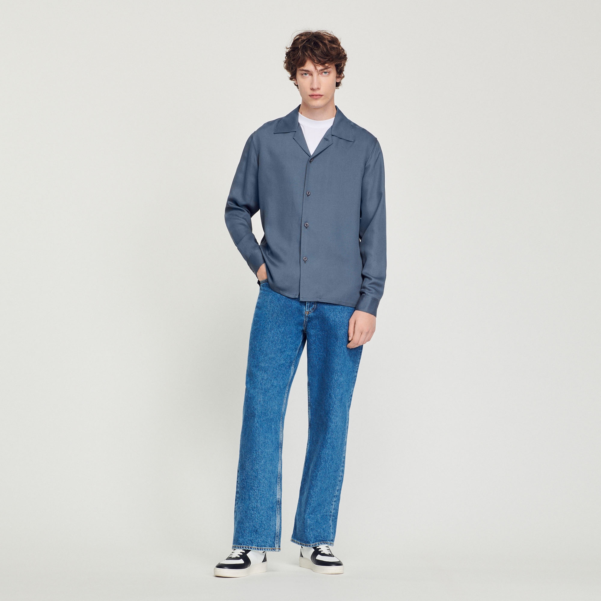 Floaty shirt with spread collar - 5