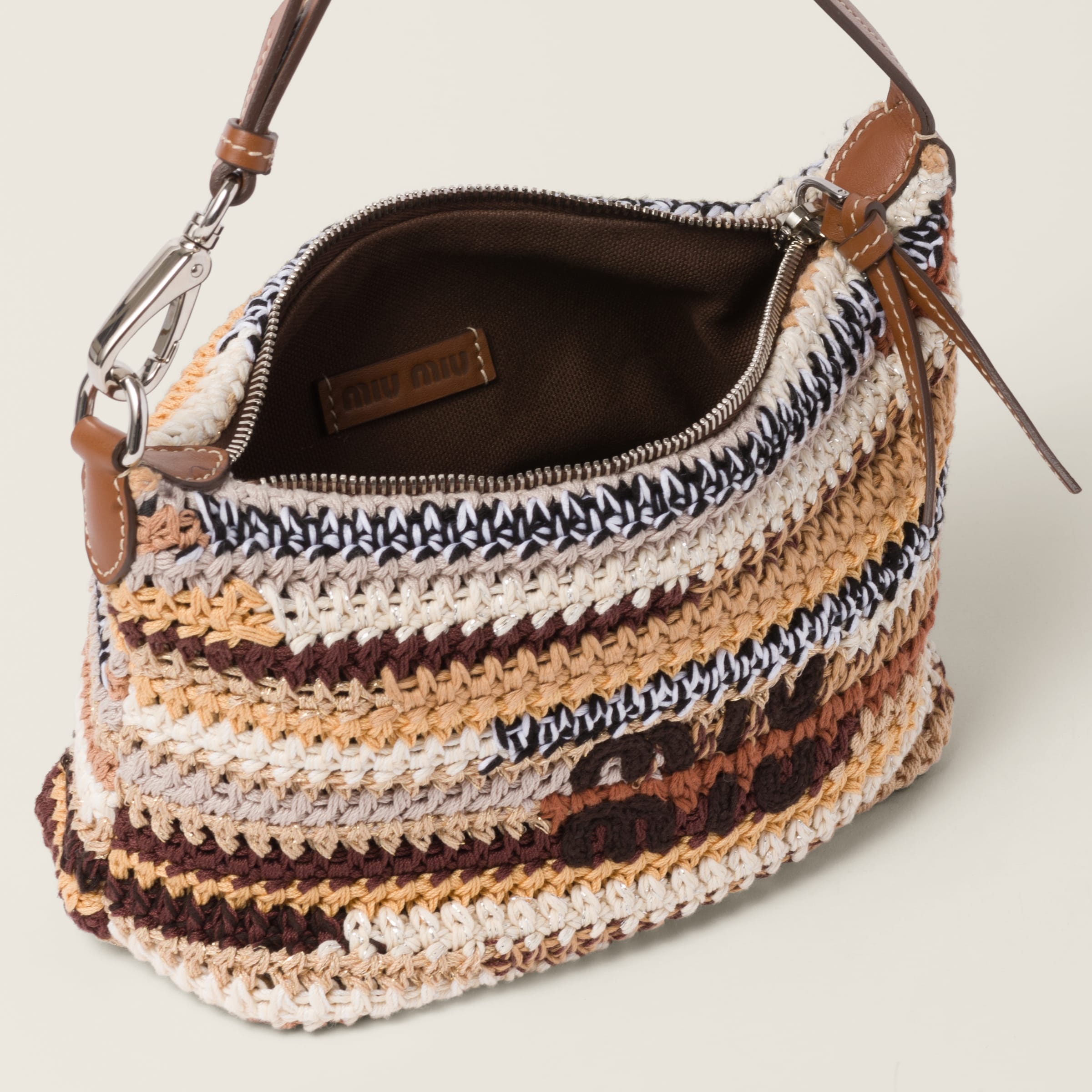 Crochet pouch 5