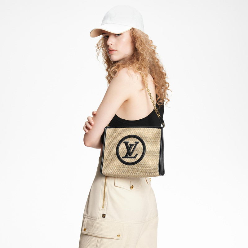 Toiletry Pouch On Chain 8