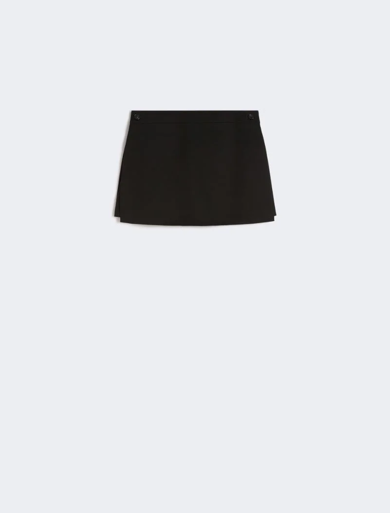 Viscose shorts - black - 1