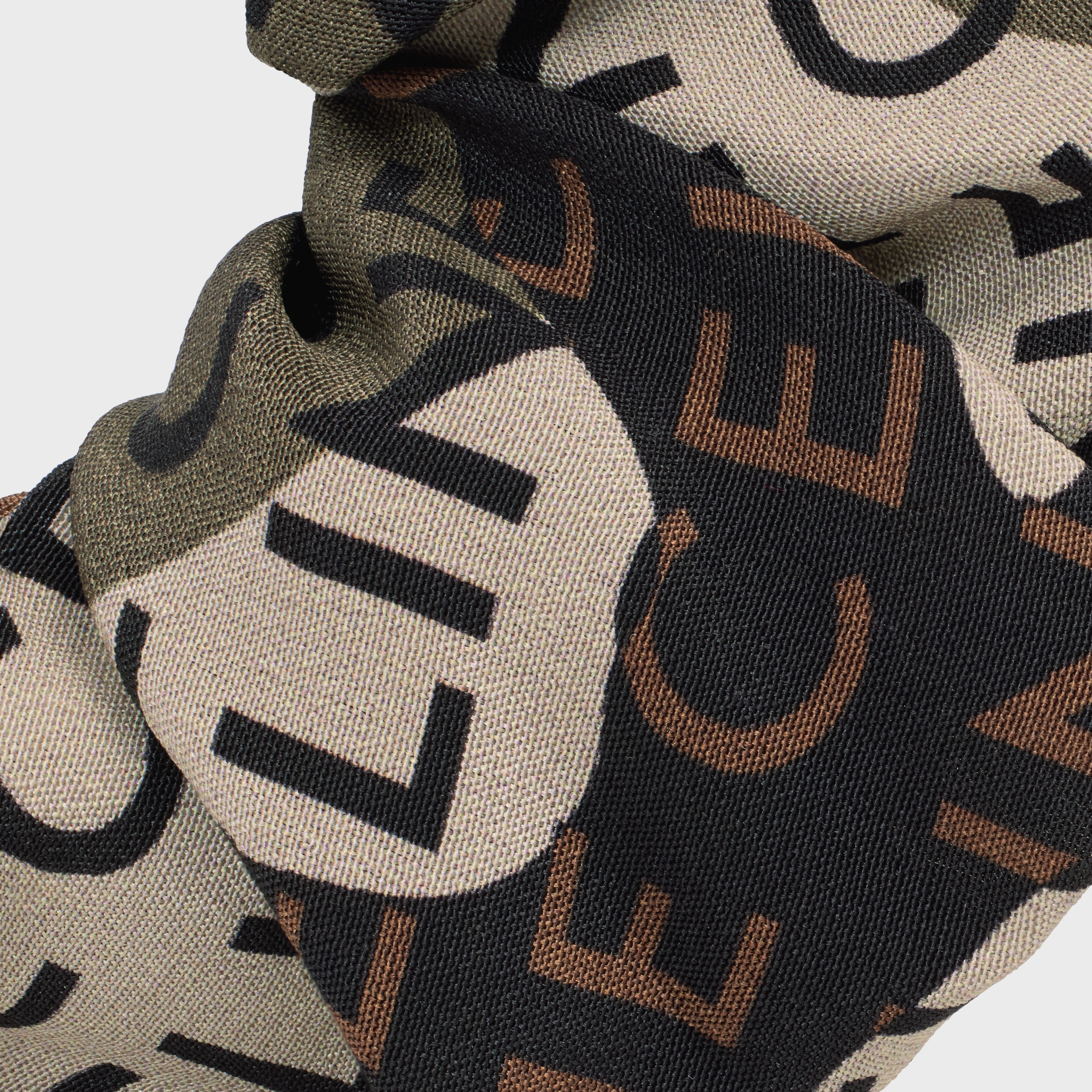 Scrunchy Celine Camouflage Celine Bracelet in Brass with Gold Finish and Khaki Silk - 3