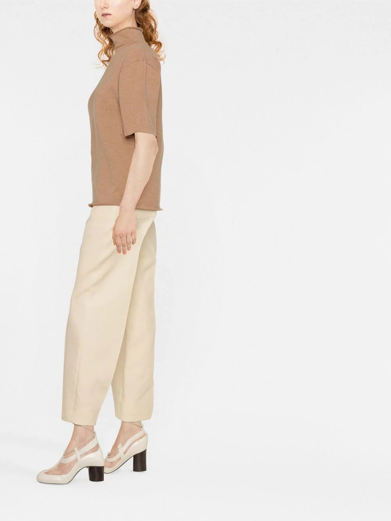 short-sleeved roll-neck knitted top 3