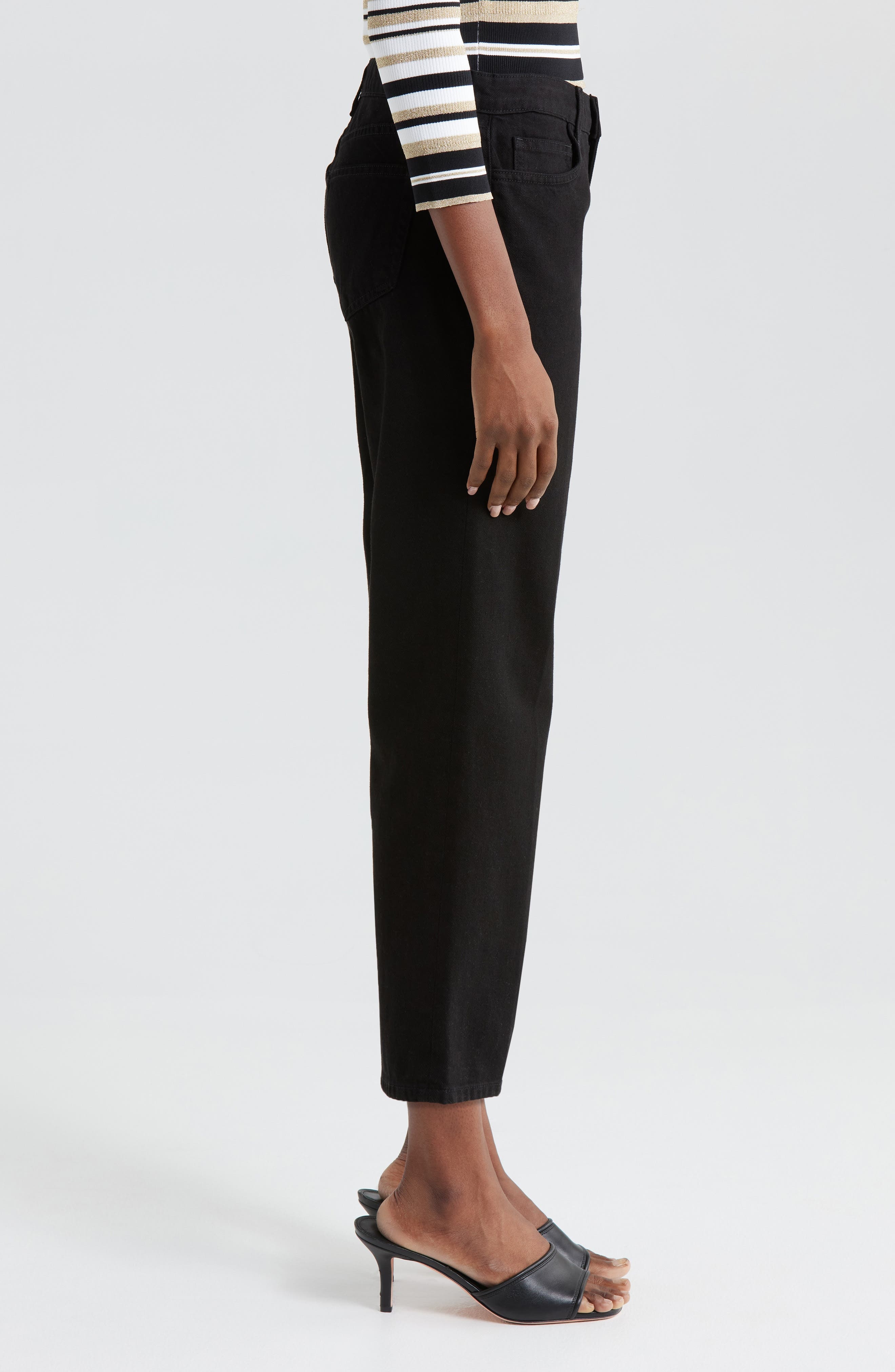 L'AGENCE Blaine Crop Stovepipe Jeans in Noir at Nordstrom - 3