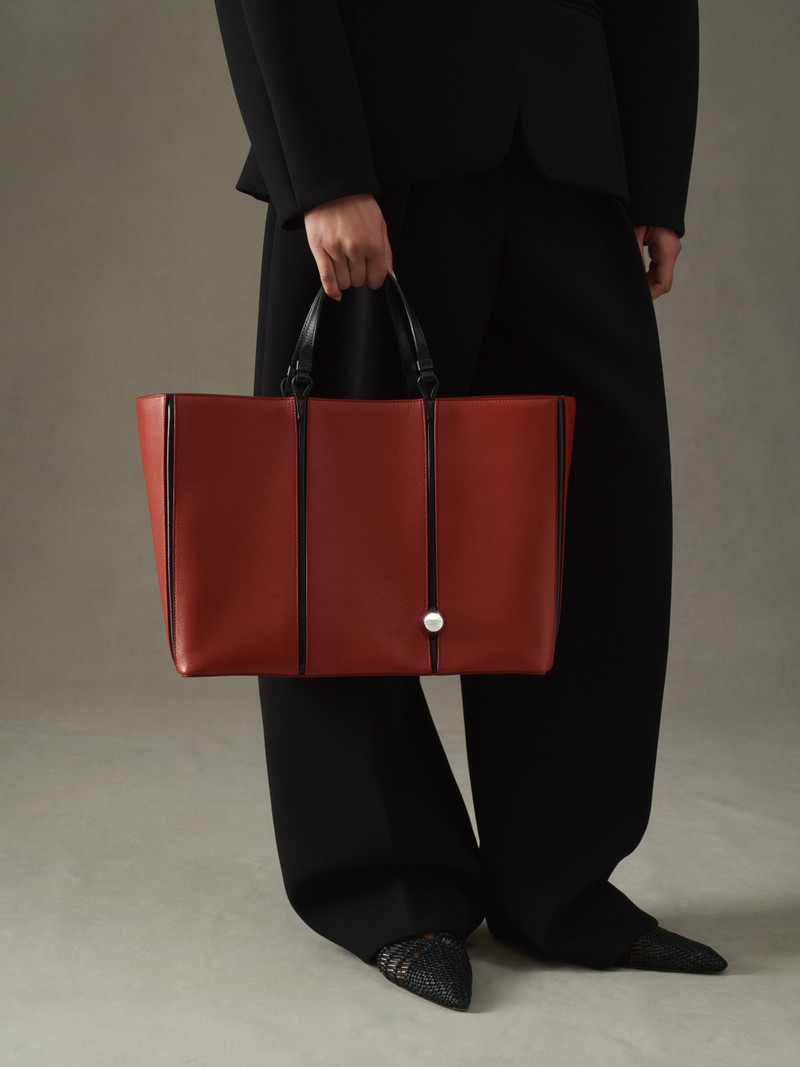 The Marino horizontal shopper bag 7
