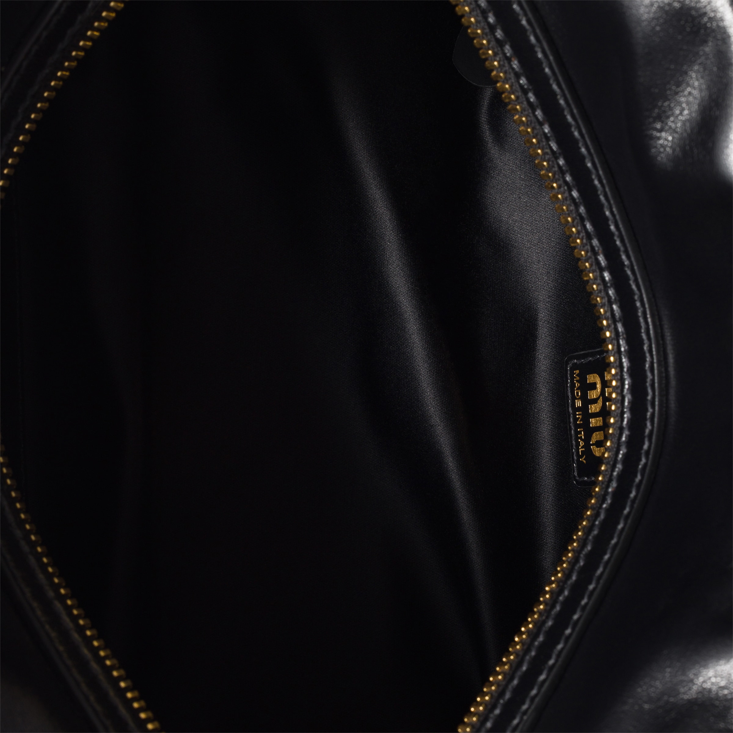 Leather top-handle bag - 6