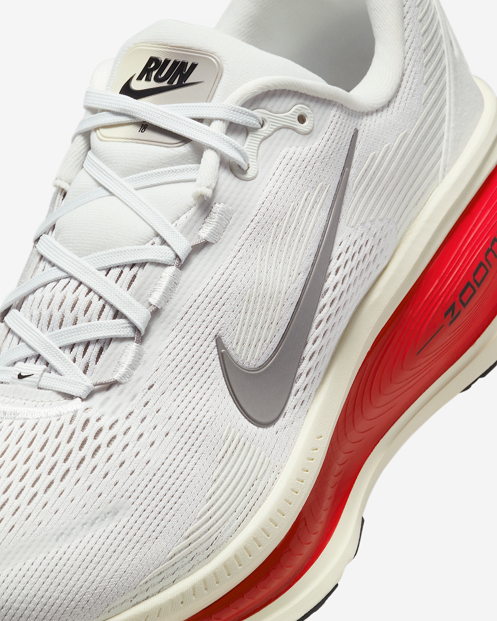 Nike Vomero 18 Men's Road Running Shoes - 7
