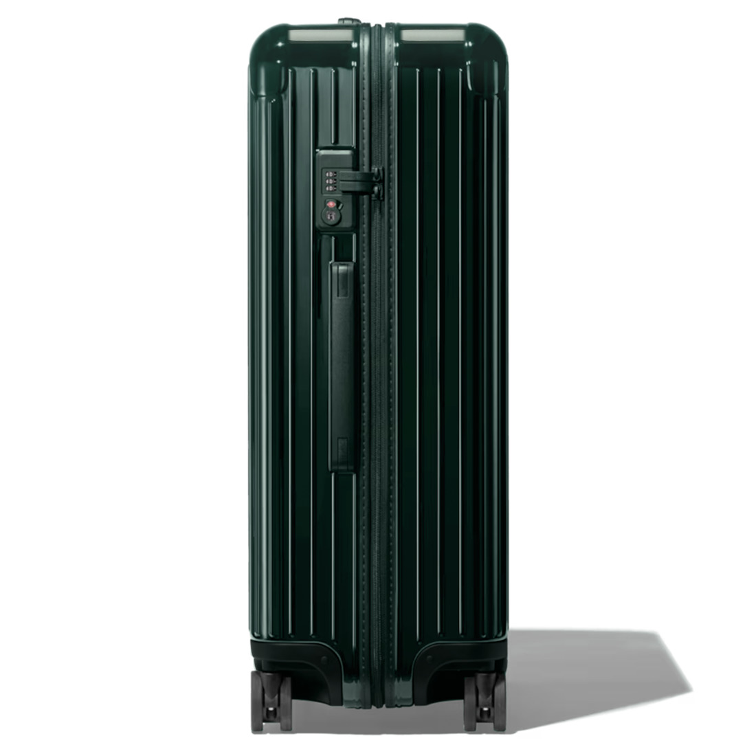 Essential Check-In L - 3