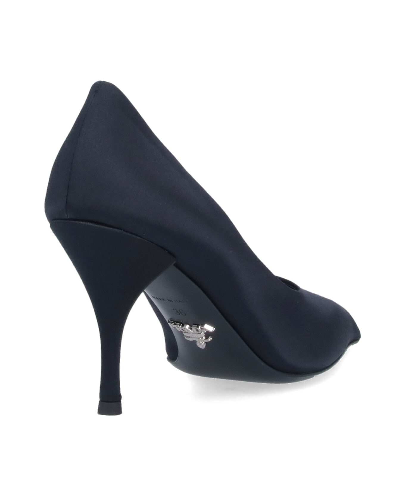 Pumps With Logo - 4
