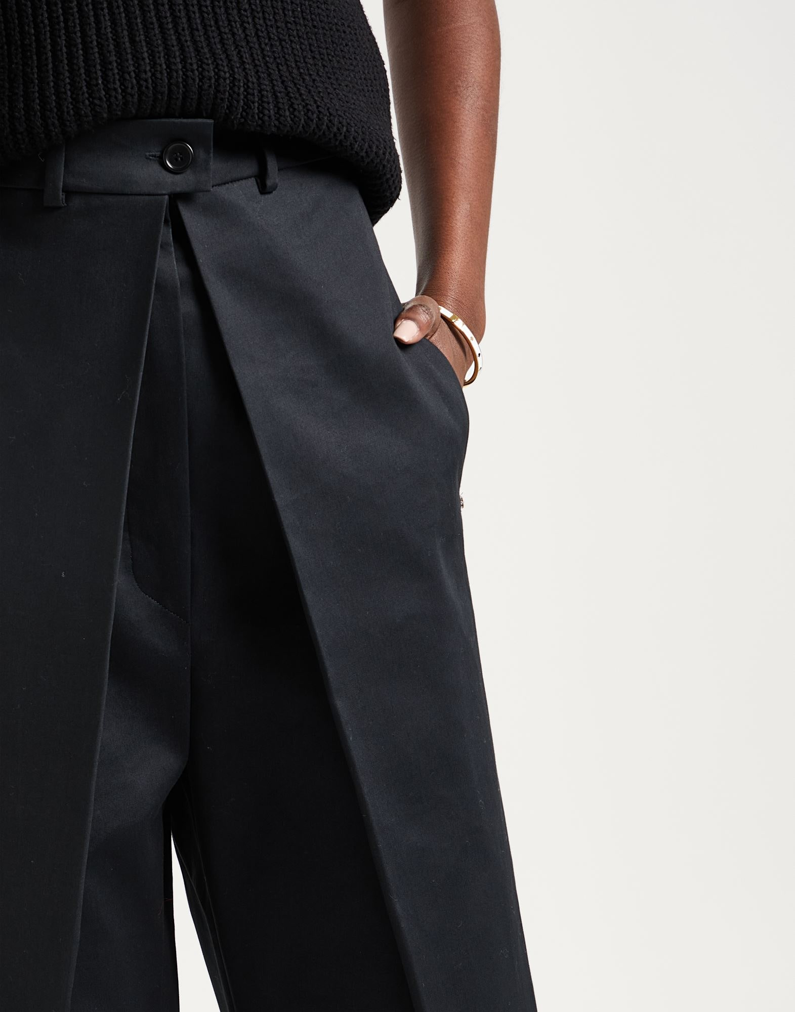 Black Women's Casual Pants - 4