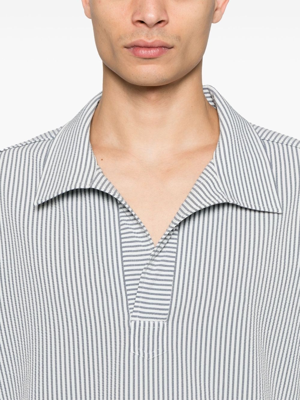 striped T-shirt - 5