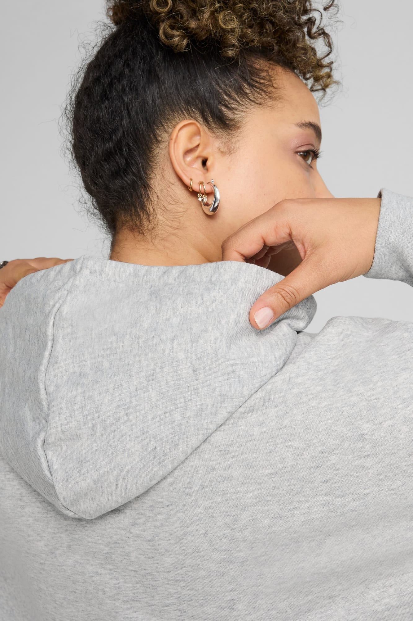 Essentials Women's Relaxed Hoodie - 4