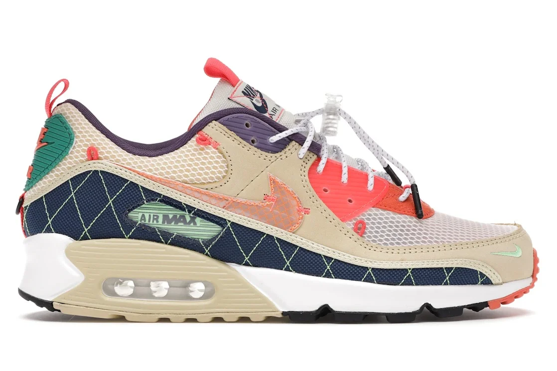 Nike Air Max 90 Trail Team Gold - 1