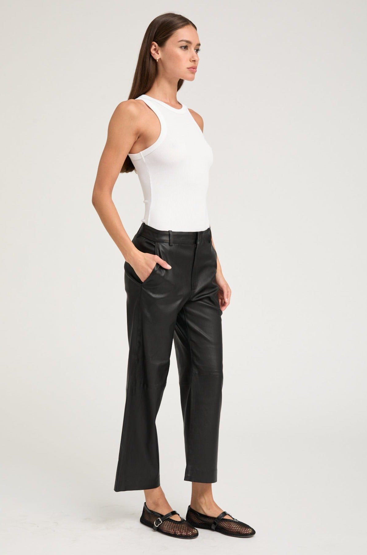 BLACK LEATHER CROPPED TROUSERS - 3