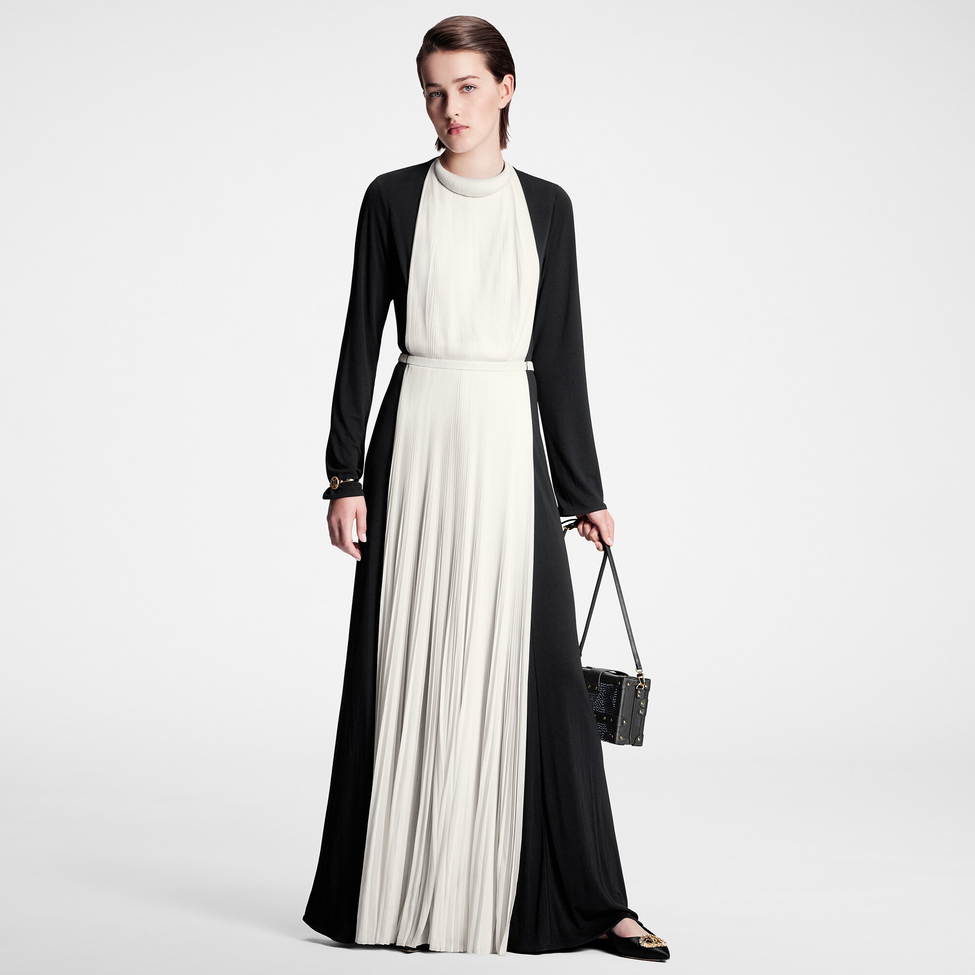 Graphic Pleated Accent Gown - 6