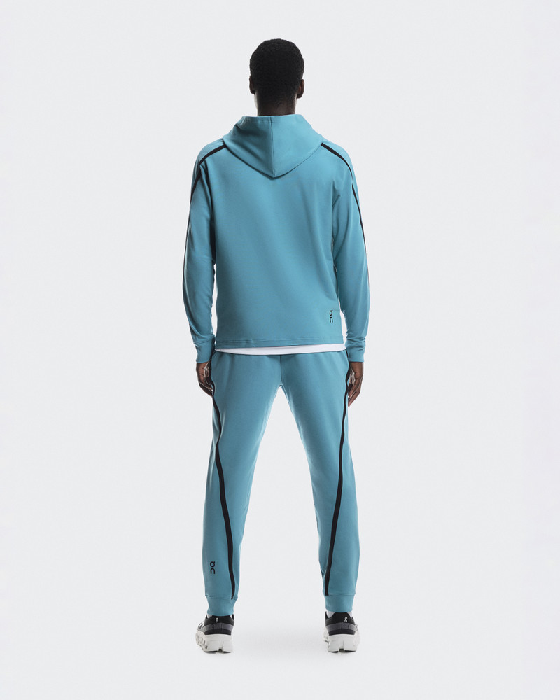 On Studio Hoodie outlook