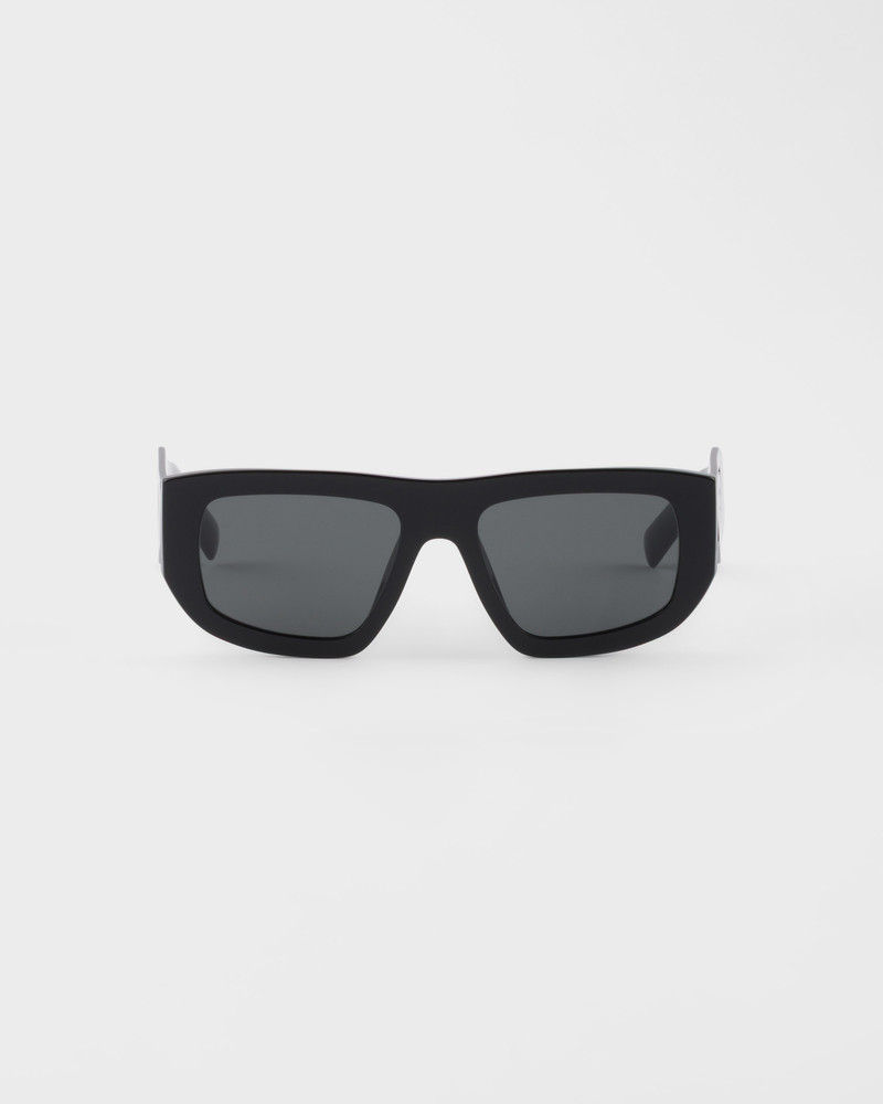 Sunglasses with triangle logo 1