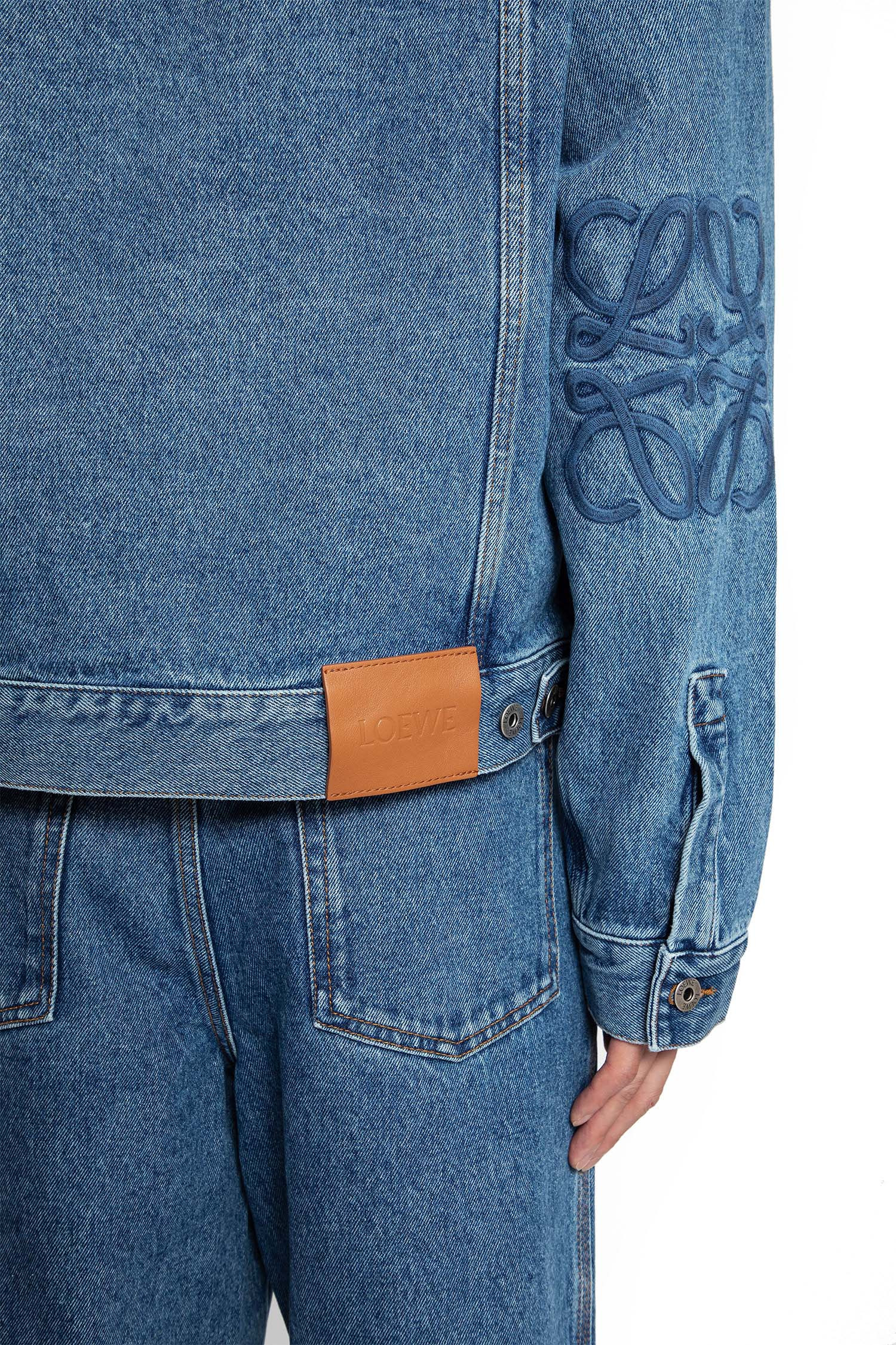 Anagram-Jacket-In-Denim - 5