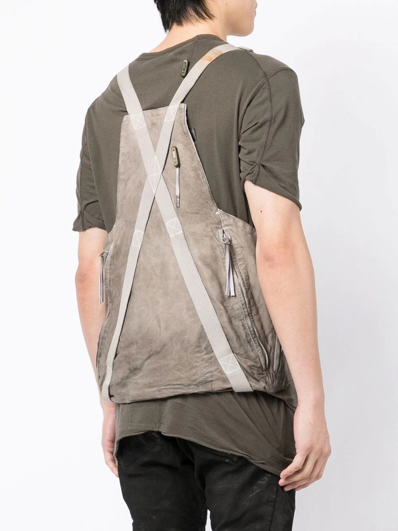 sliding-buckle fastening vest 4