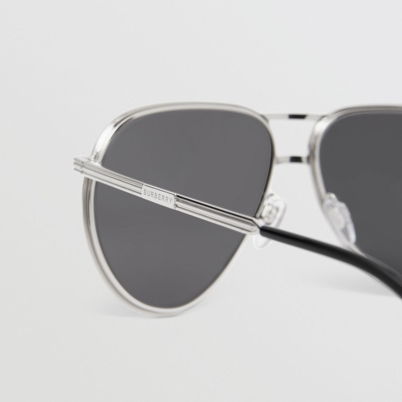Burberry Pilot Sunglasses outlook